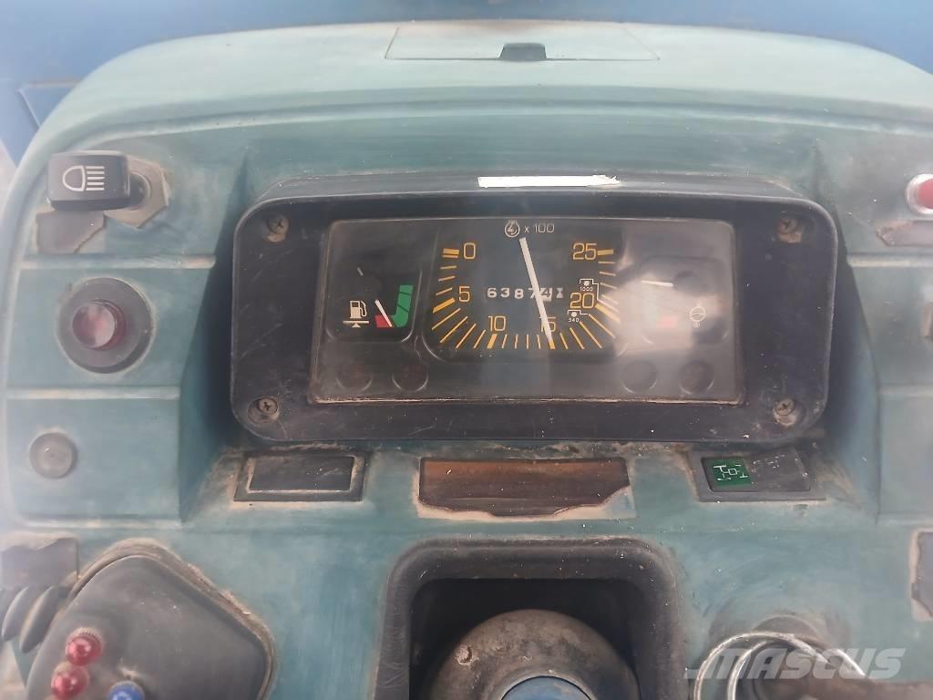 Ford 5610 II Farmall Traktory