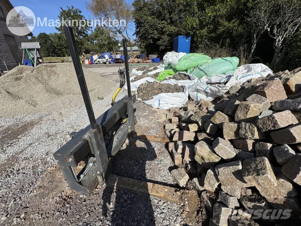 JCB 409 Kolové nakladače