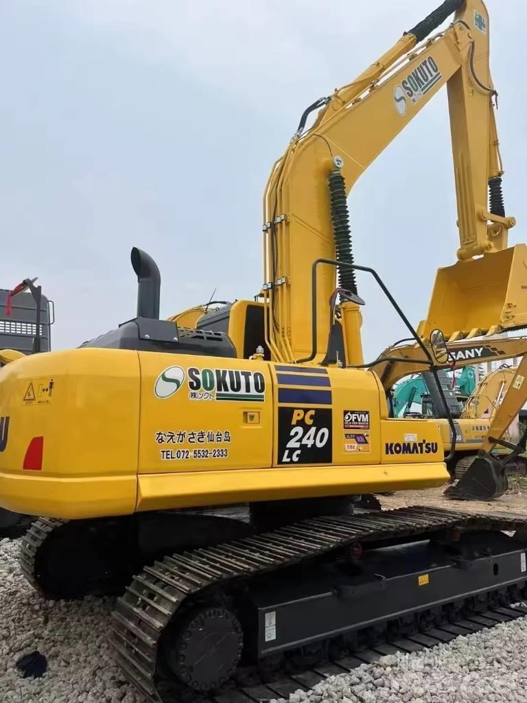 Komatsu PC 240 Pásová rýpadla