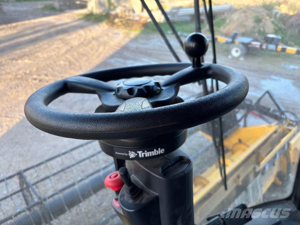 New Holland CH7.70 Sklízecí mlátičky