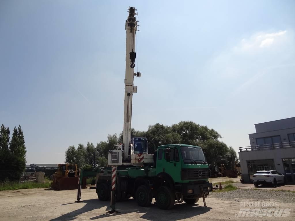 Liebherr LTF1040 Univerzální terénní jeřáby