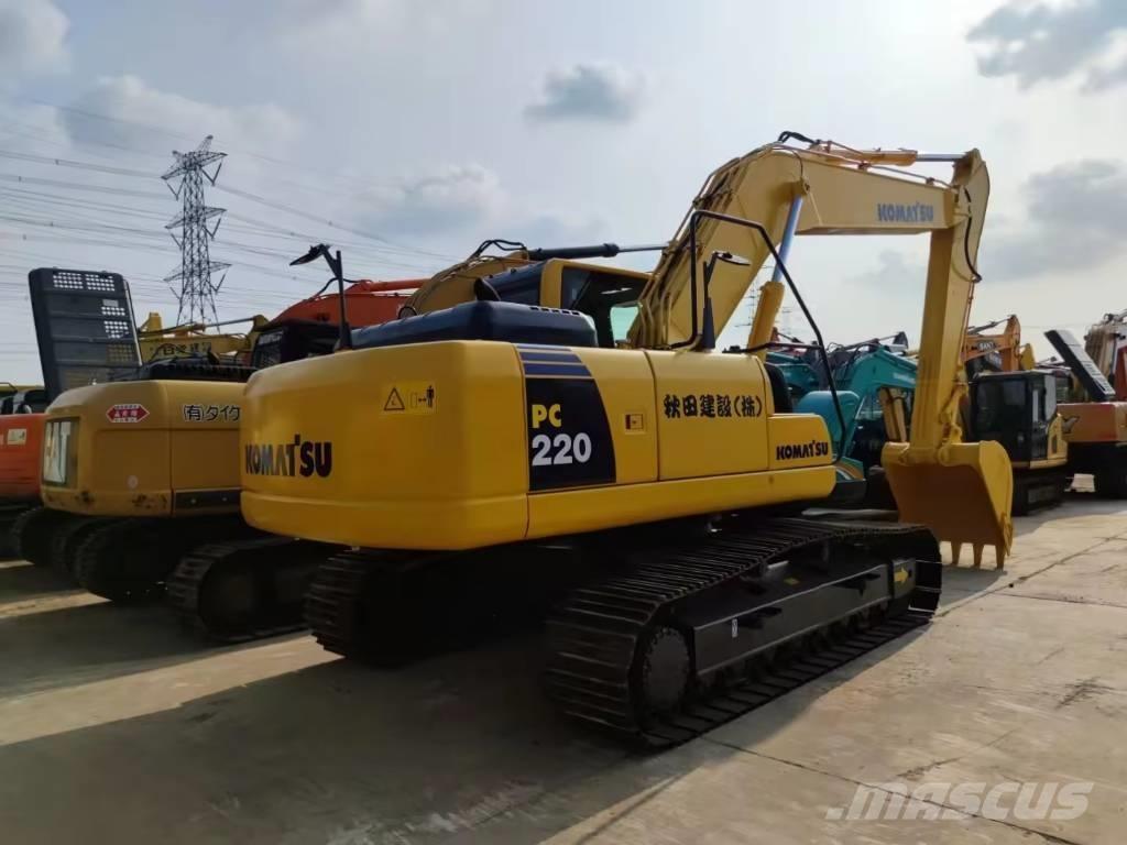 Komatsu PC 220 Pásová rýpadla