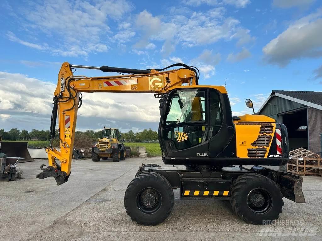 JCB JS145W Kolová rýpadla