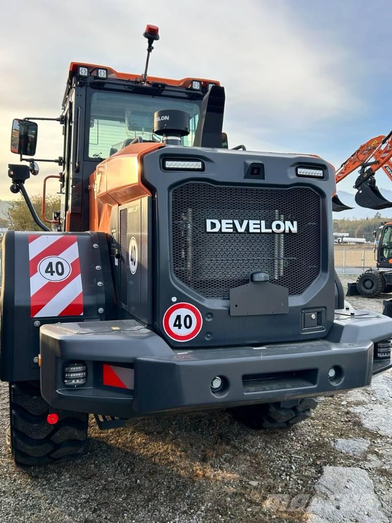 Develon DL 250-7 Kolové nakladače