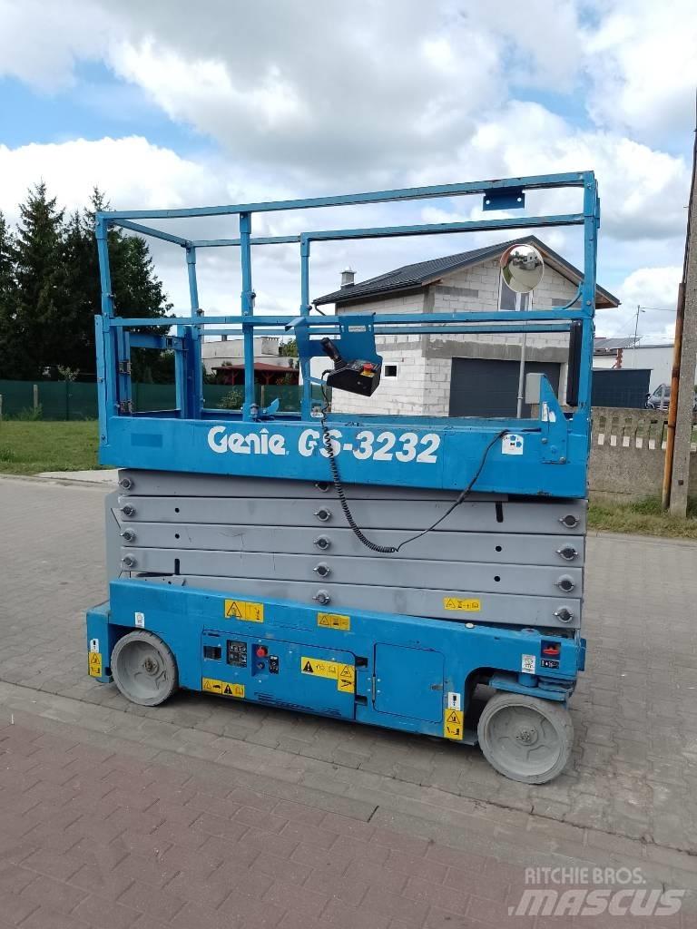 Genie GS 3232 Nůžková zvedací plošina