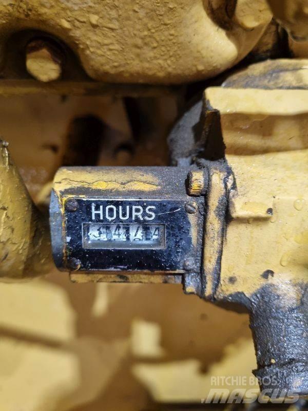 CAT D353E Motory