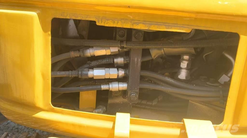 Komatsu PC 40 MR Pásová rýpadla