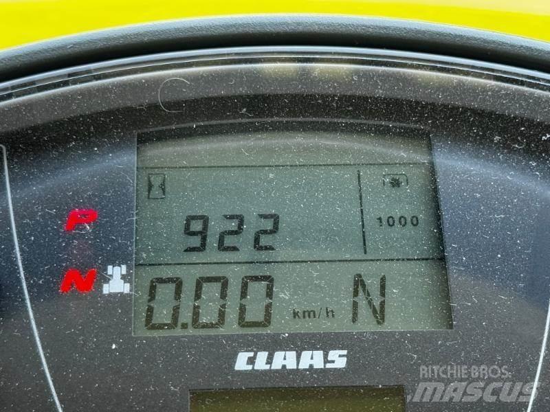 CLAAS AXION 870 Traktory