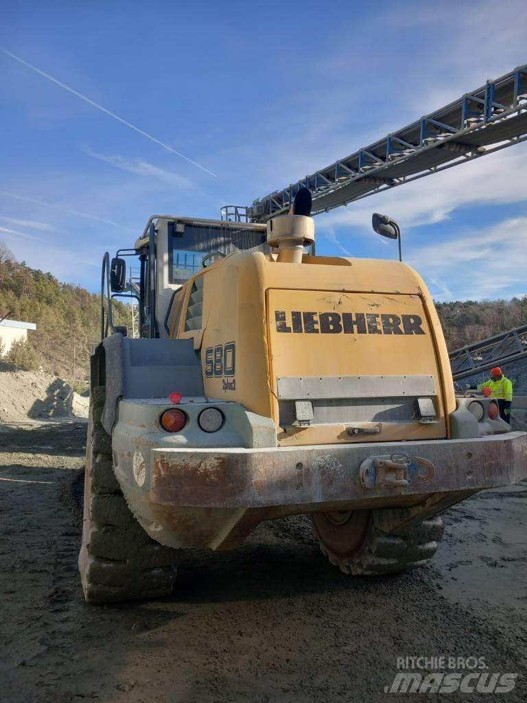 Liebherr L 580 Smykem řízené nakladače