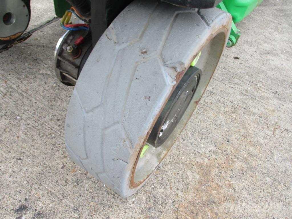 JLG 2632 ES (983) Nůžková zvedací plošina