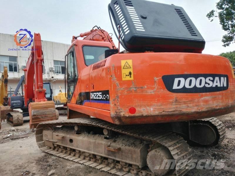 Doosan DH 225 LC-7 Pásová rýpadla