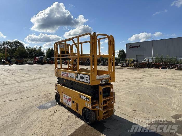JCB S2032E Nůžková zvedací plošina