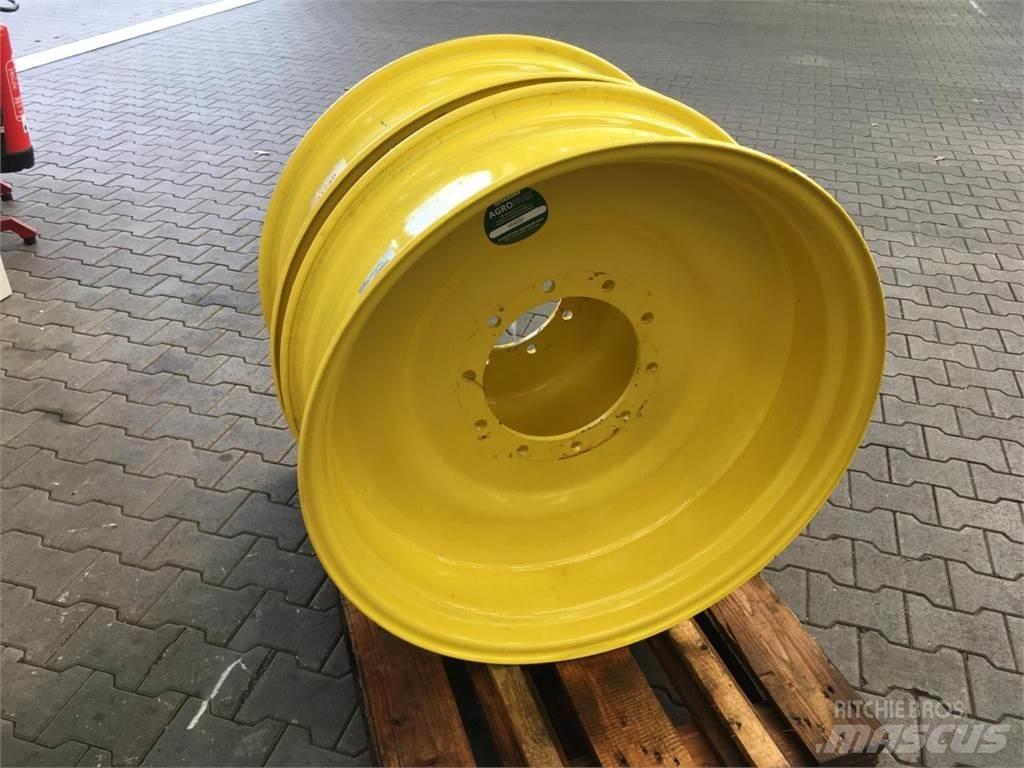 John Deere 10x34 Pneumatiky, kola a ráfky