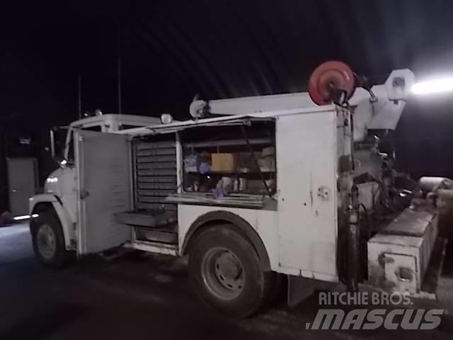 Freightliner L70 Další