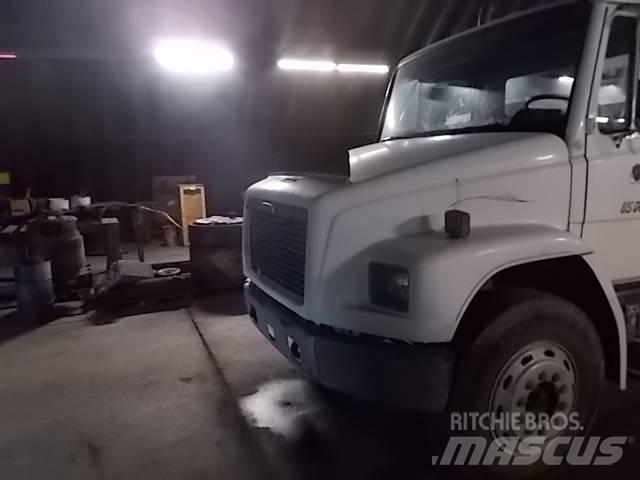 Freightliner L70 Další