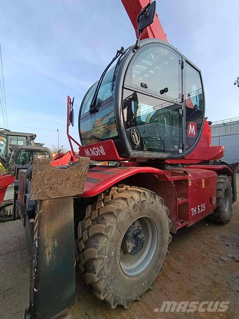 Magni RTH 5.25 Teleskopické manipulátory