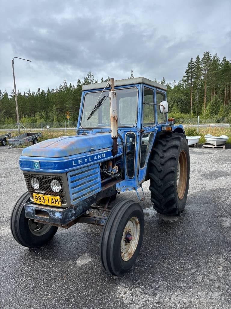 Leyland 270 Traktory