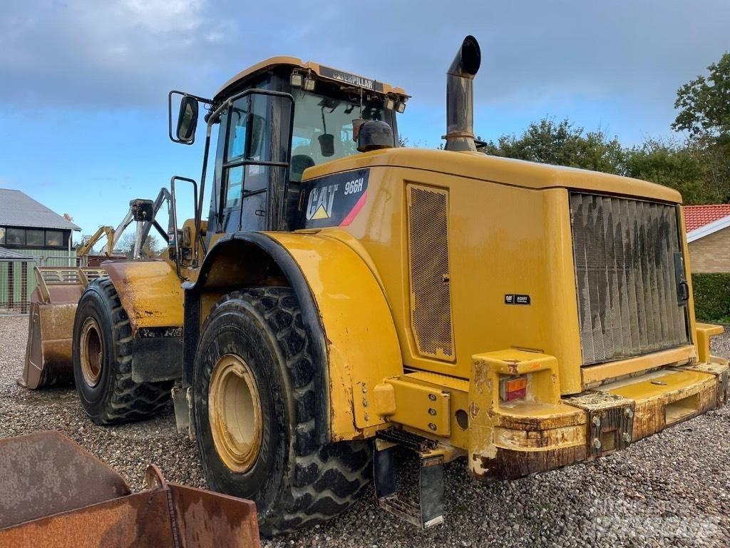 CAT 966H Kolové nakladače