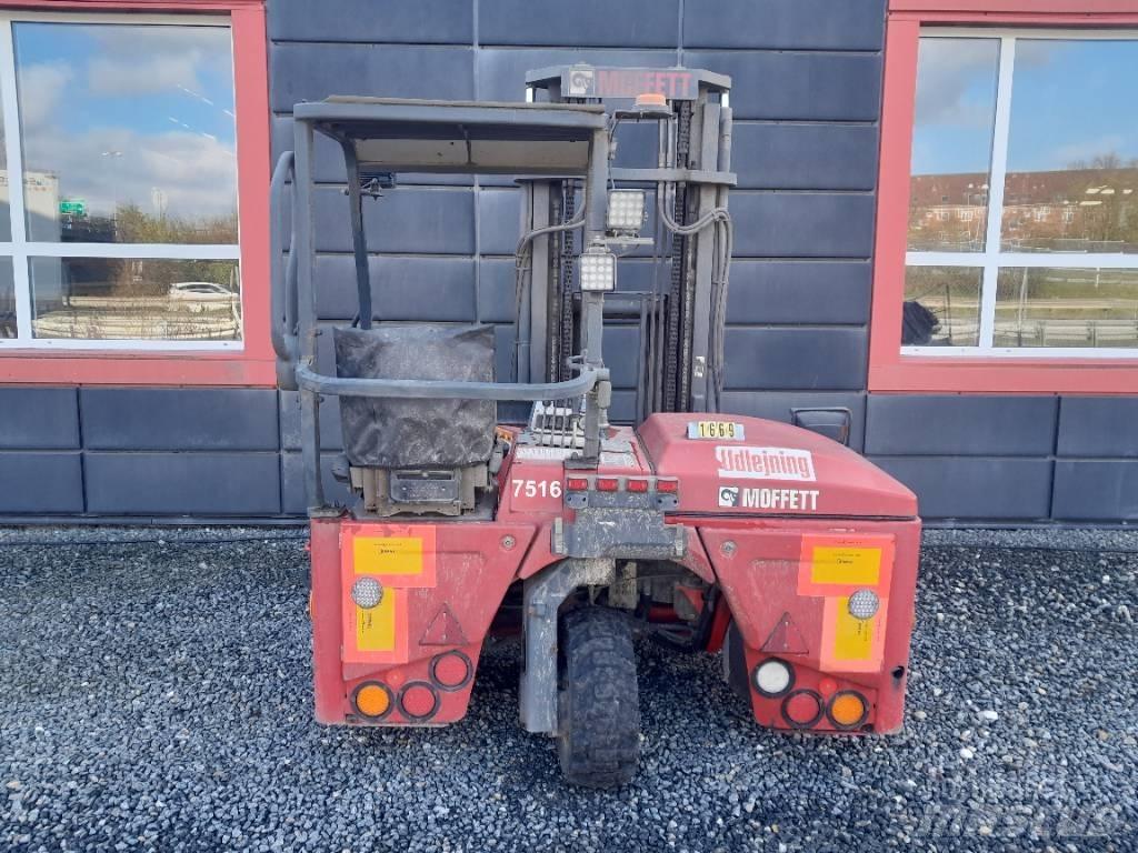 Moffett M4 25.3 NX Další