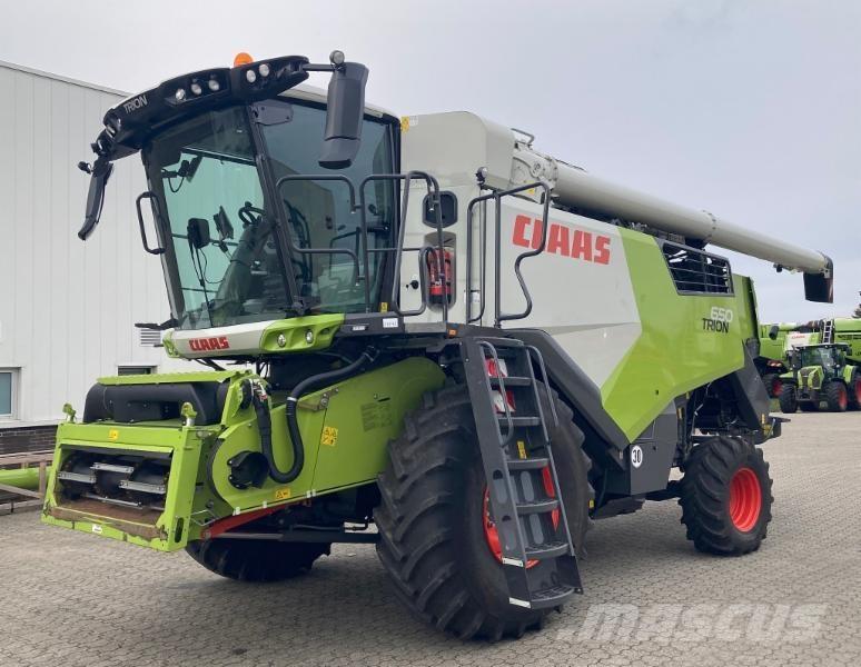 CLAAS TRION 650 Sklízecí mlátičky