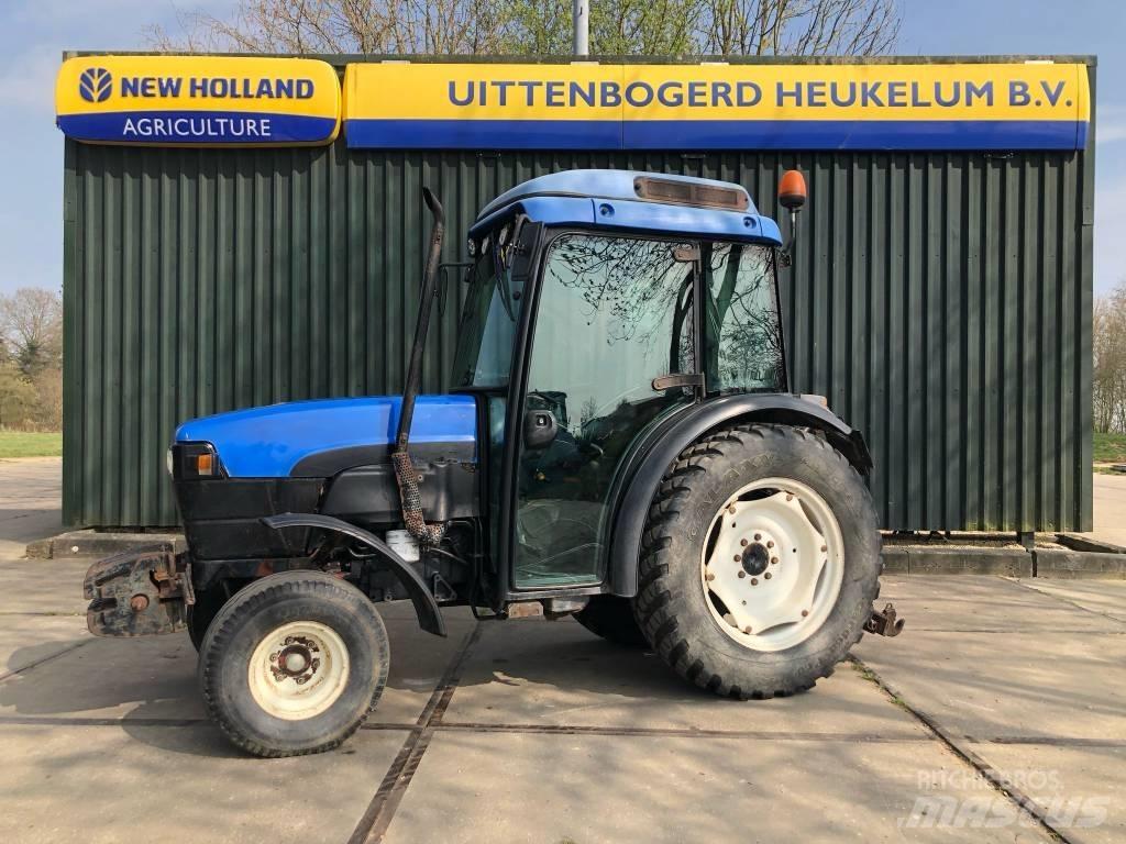 New Holland TN 75 N Traktory