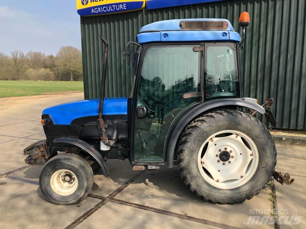 New Holland TN 75 N Traktory