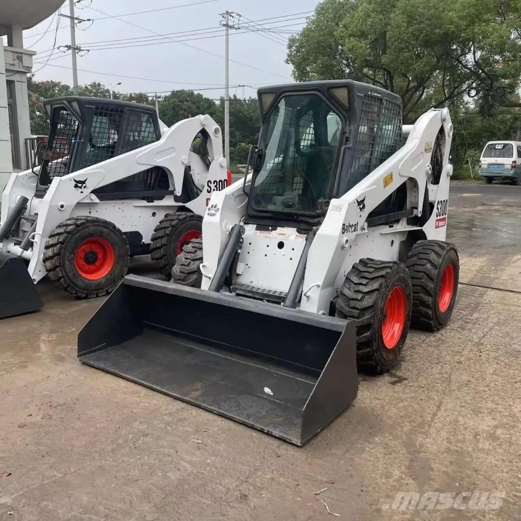 Bobcat S300 Smykem řízené nakladače