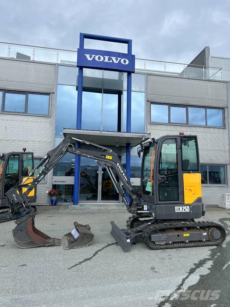 Volvo ECR 25 D Mini rýpadla < 7t