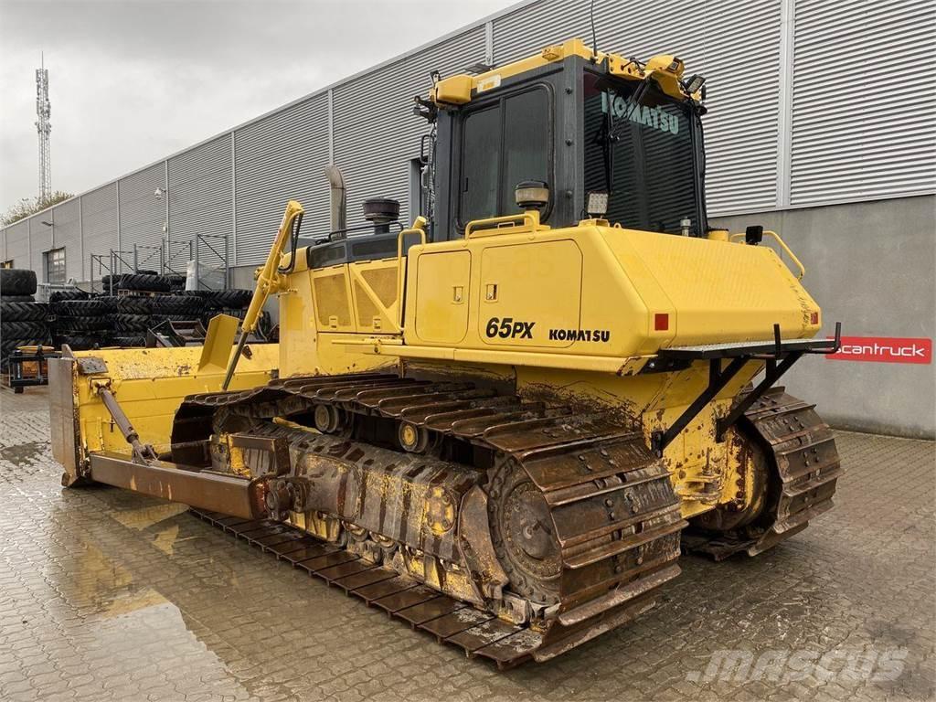 Komatsu D65PX-18 Pásové dozery