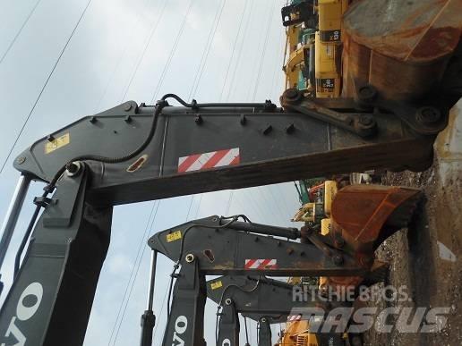 Volvo EC 460 B LC Pásová rýpadla
