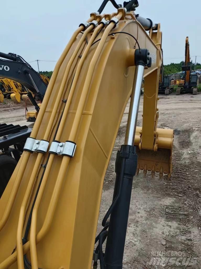 CAT 340 D L Pásová rýpadla