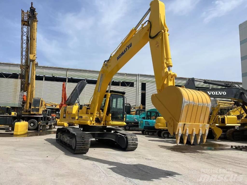 Komatsu PC 300 Pásová rýpadla