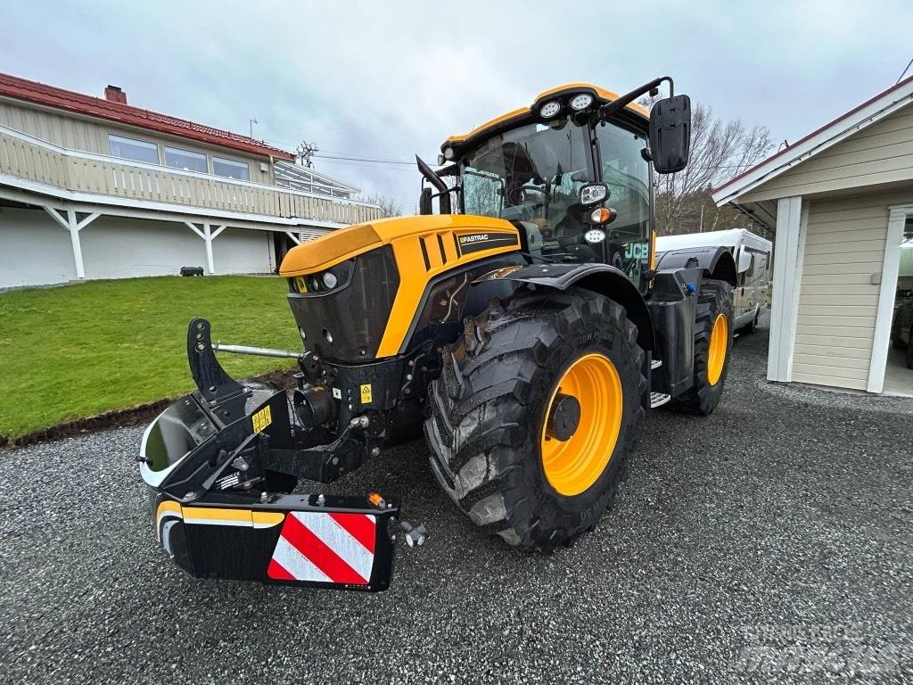 JCB 4220 FASTRAC Traktory