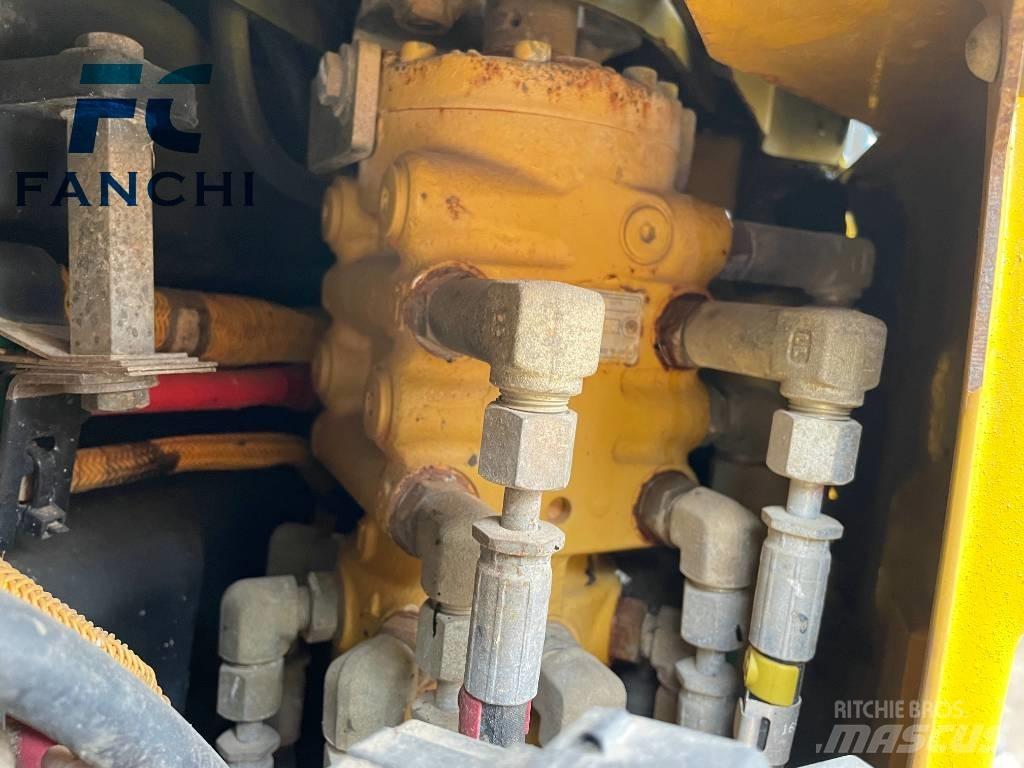 CAT 303.5 C CR Mini rýpadla < 7t