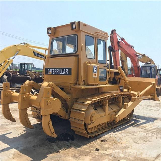 CAT D 6 D Pásové dozery
