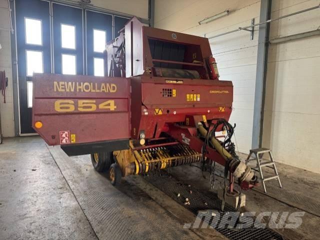 New Holland 654 Lis na válcové balíky