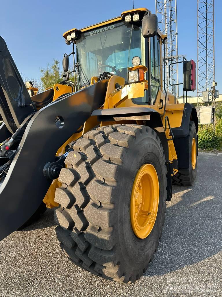 Volvo BM L 120 G Kolové nakladače