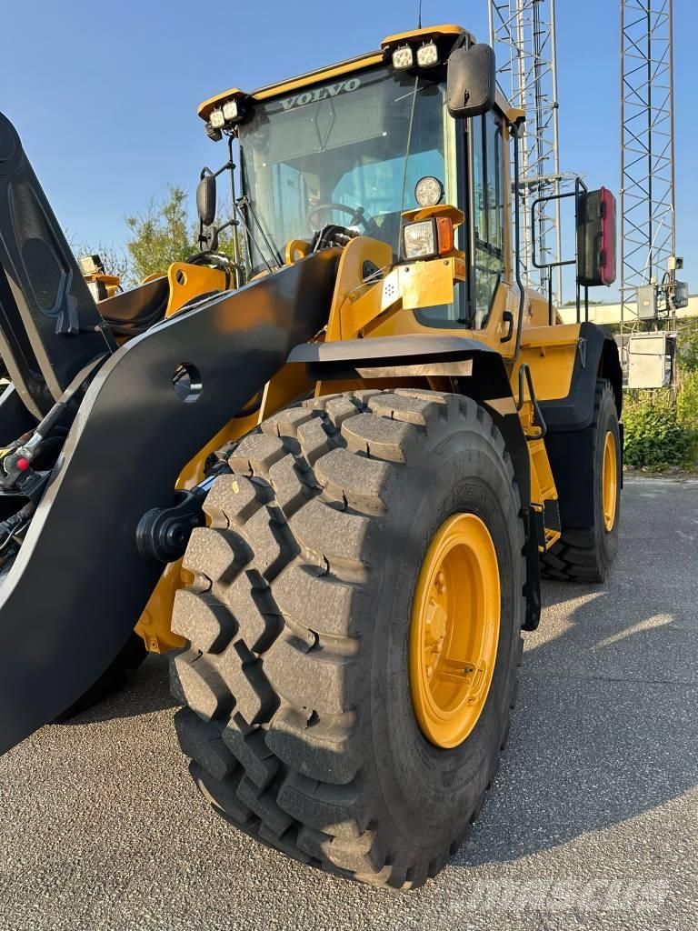 Volvo L120g Kolové nakladače