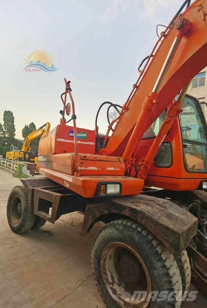 Doosan DH 150 W-7 Kolová rýpadla