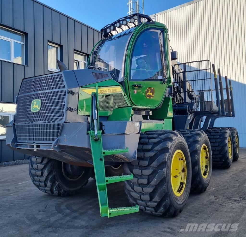 John Deere 1010 G Vyvážecí traktory