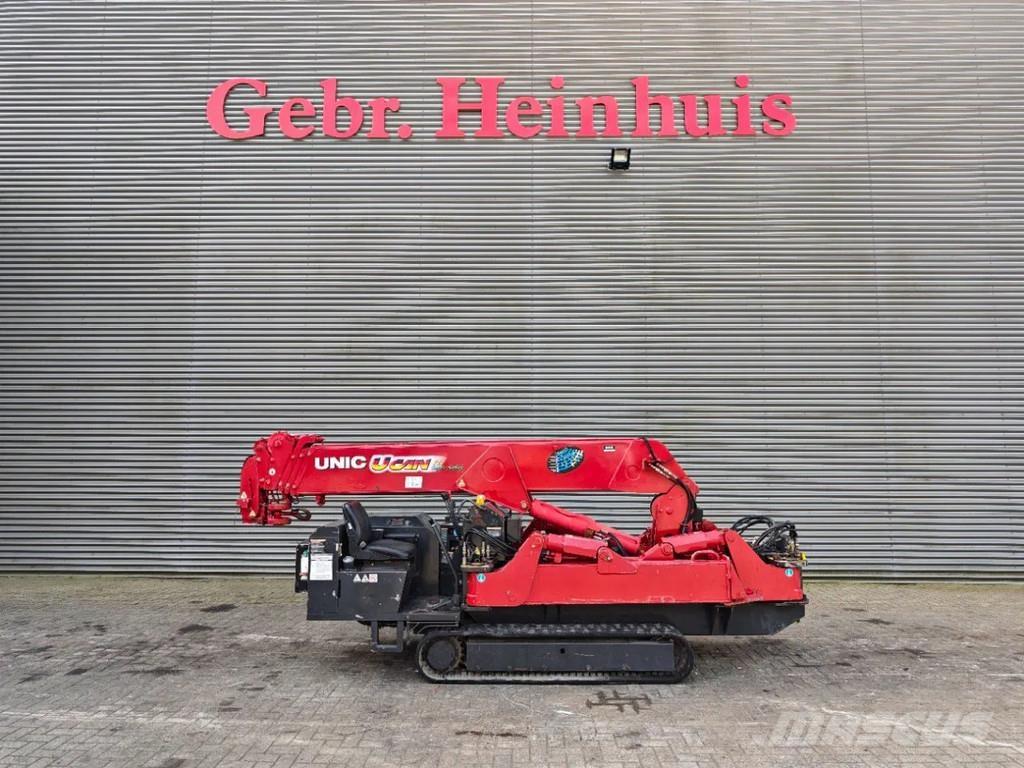 Unic URW 506 CDE Pásové jeřáby