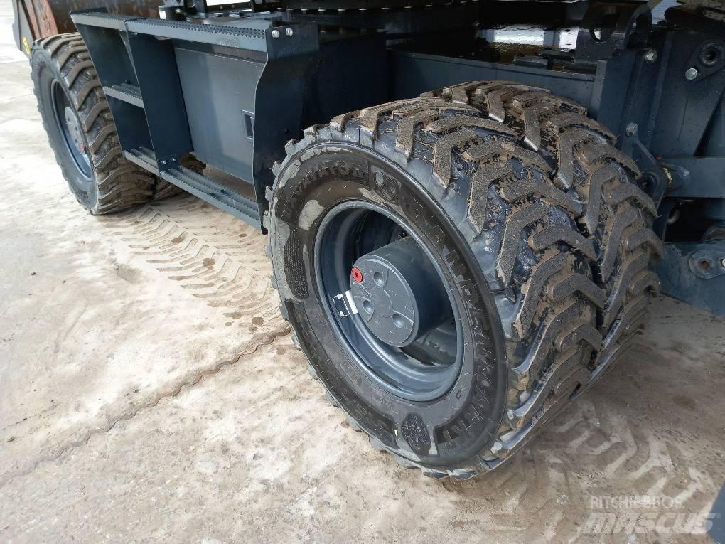 Komatsu PW160-11E0 Kolová rýpadla