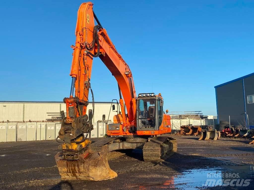 Doosan DX 255 LC Pásová rýpadla
