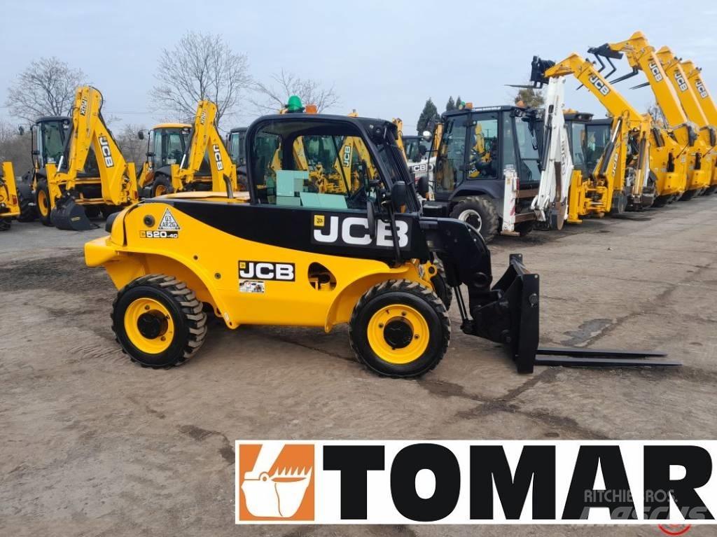 JCB 520-40 Teleskopické manipulátory