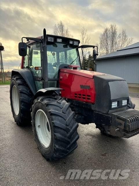 Valtra 6550 HiTech Traktory