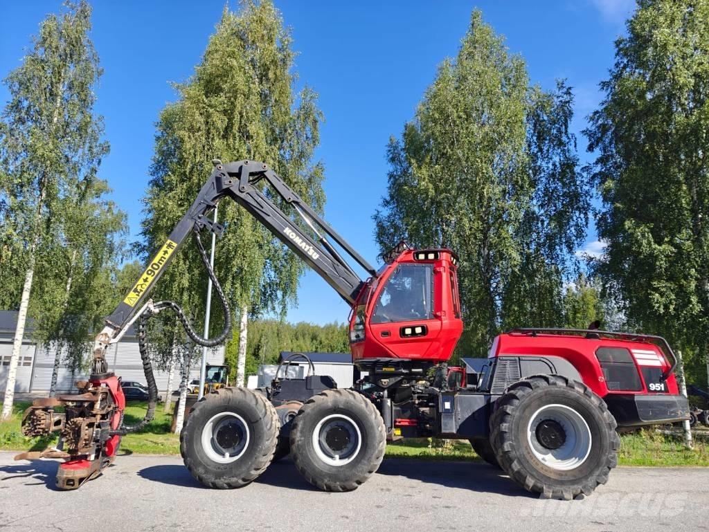 Komatsu 951 Harvestory