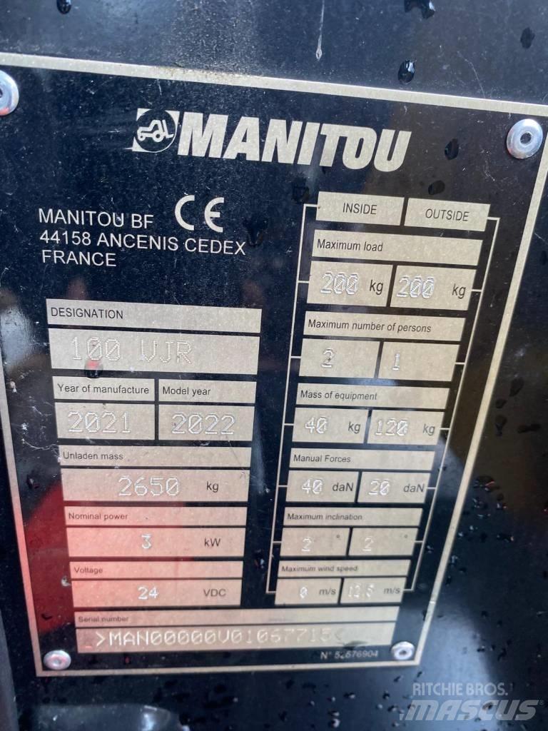 Manitou 100 VJR Vertikální sloupové výtahy