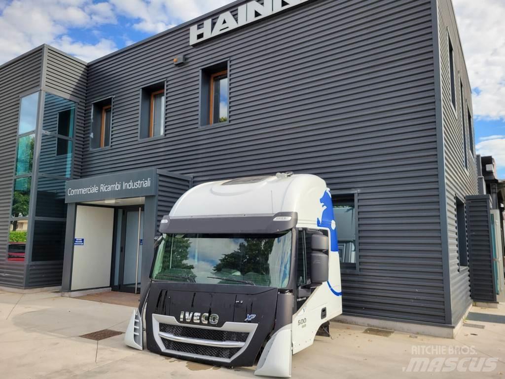 Iveco AS Kabiny a interiér