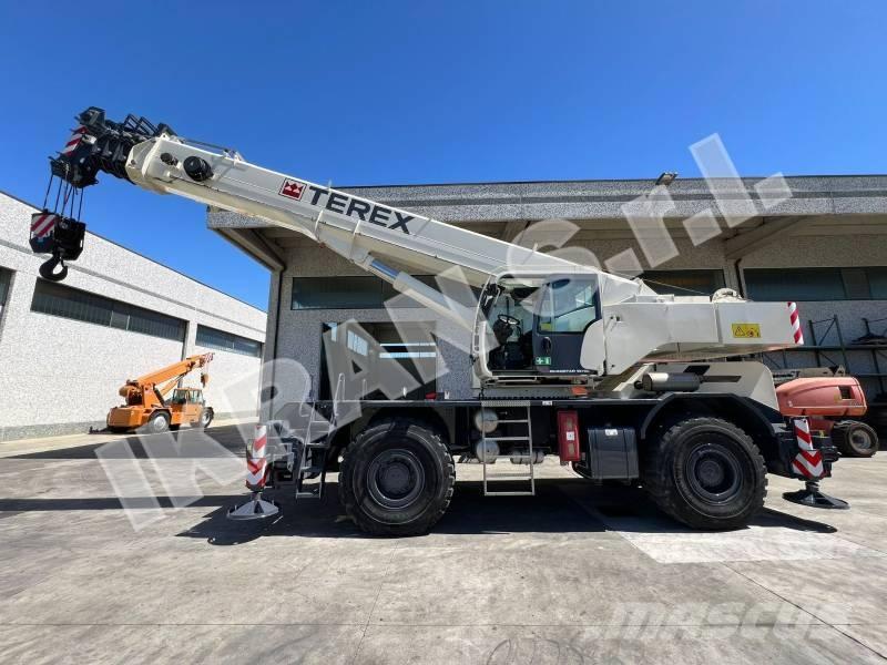 Terex Quadstar 1075L Jeřáby pro těžký terén