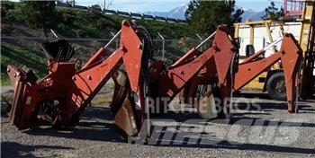Bobcat 811 Hloubkové lopaty
